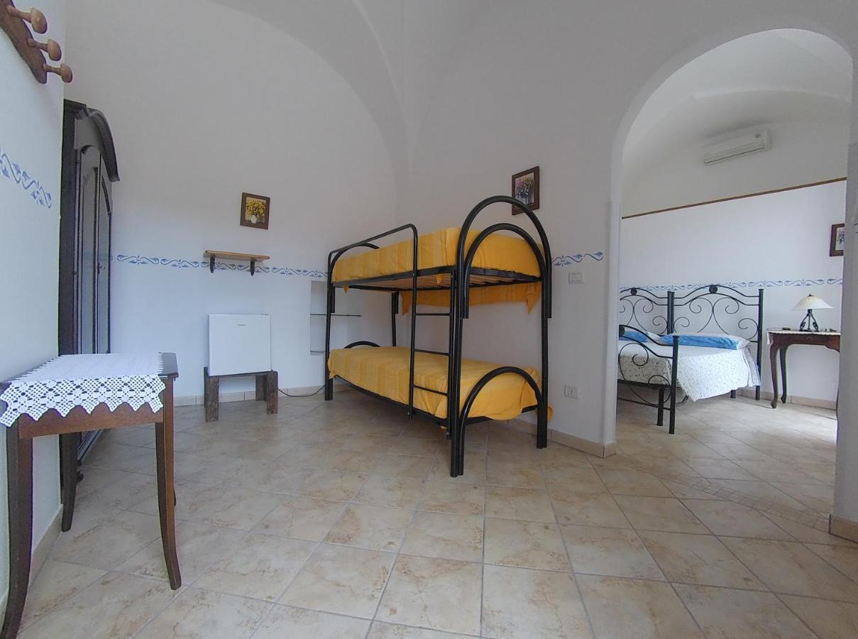 Azienda Agrituristica Masseria La Verna Patù Eksteriør bilde