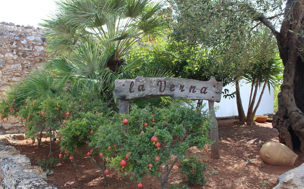 Azienda Agrituristica Masseria La Verna Patù Eksteriør bilde