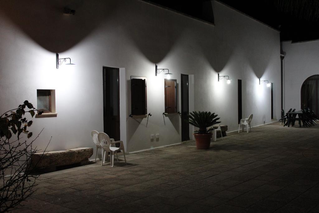 Azienda Agrituristica Masseria La Verna Patù Eksteriør bilde
