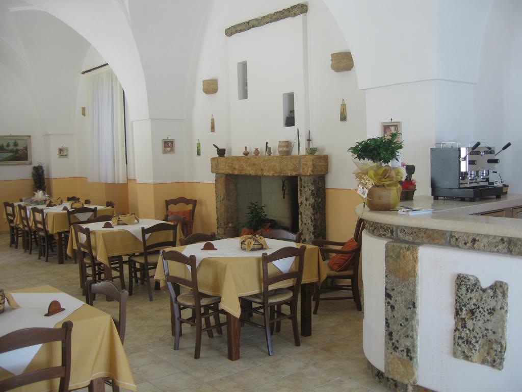 Azienda Agrituristica Masseria La Verna Patù Eksteriør bilde